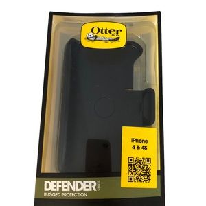 OtterBox Defender Series Belt Clip/Holster iPhone 4 & 4S